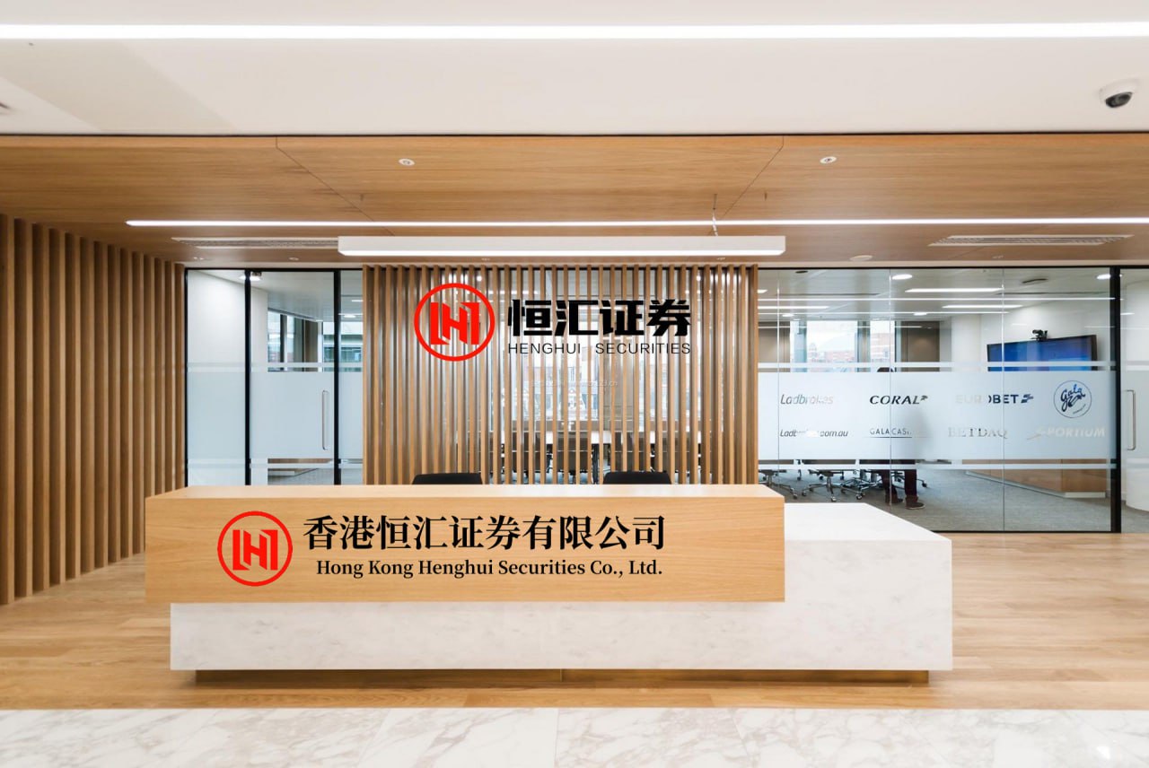 贝股通 这腿长可能不止1米8